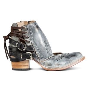 Freebird Desert Boots, Ice Multi, Size 8, only worn twice! original box